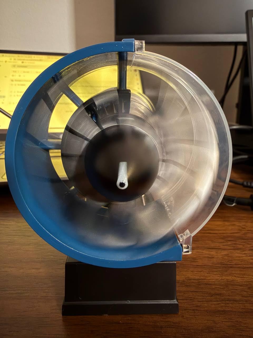 DM122 Mini Metal Turbofan Engine Model Kit that Works, 170+ Parts 1:20 Scale 4.41