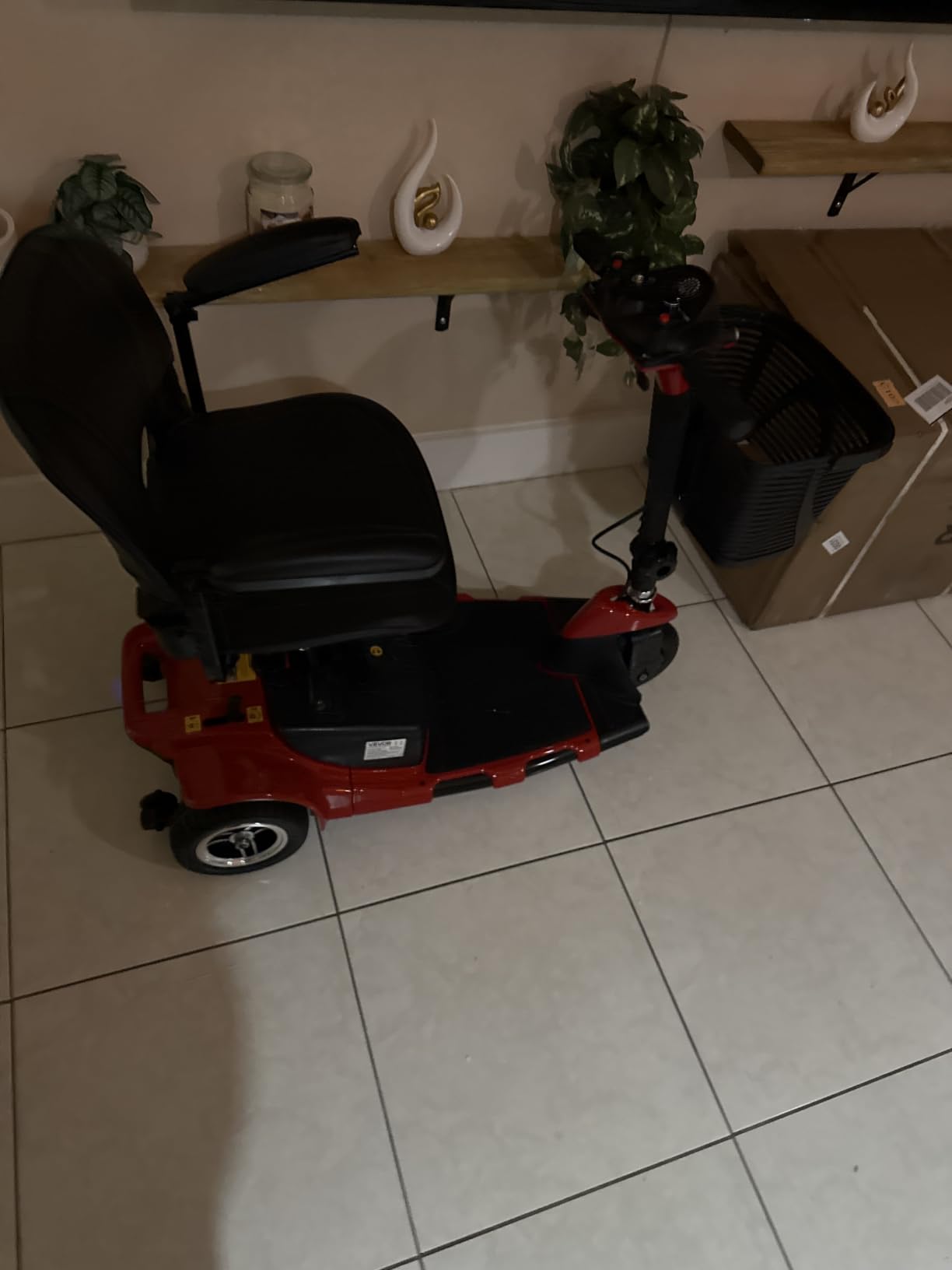 VEVOR 4-Wheel Enclosed Mobility Scooter for Seniors Adults, 660lbs Capacity, 3-Seater 2000W Electric Recreational Mobility Scooter 45 Miles Long Range, Remote Unlock, All-Terrain for Touring Shopping customer photo 1