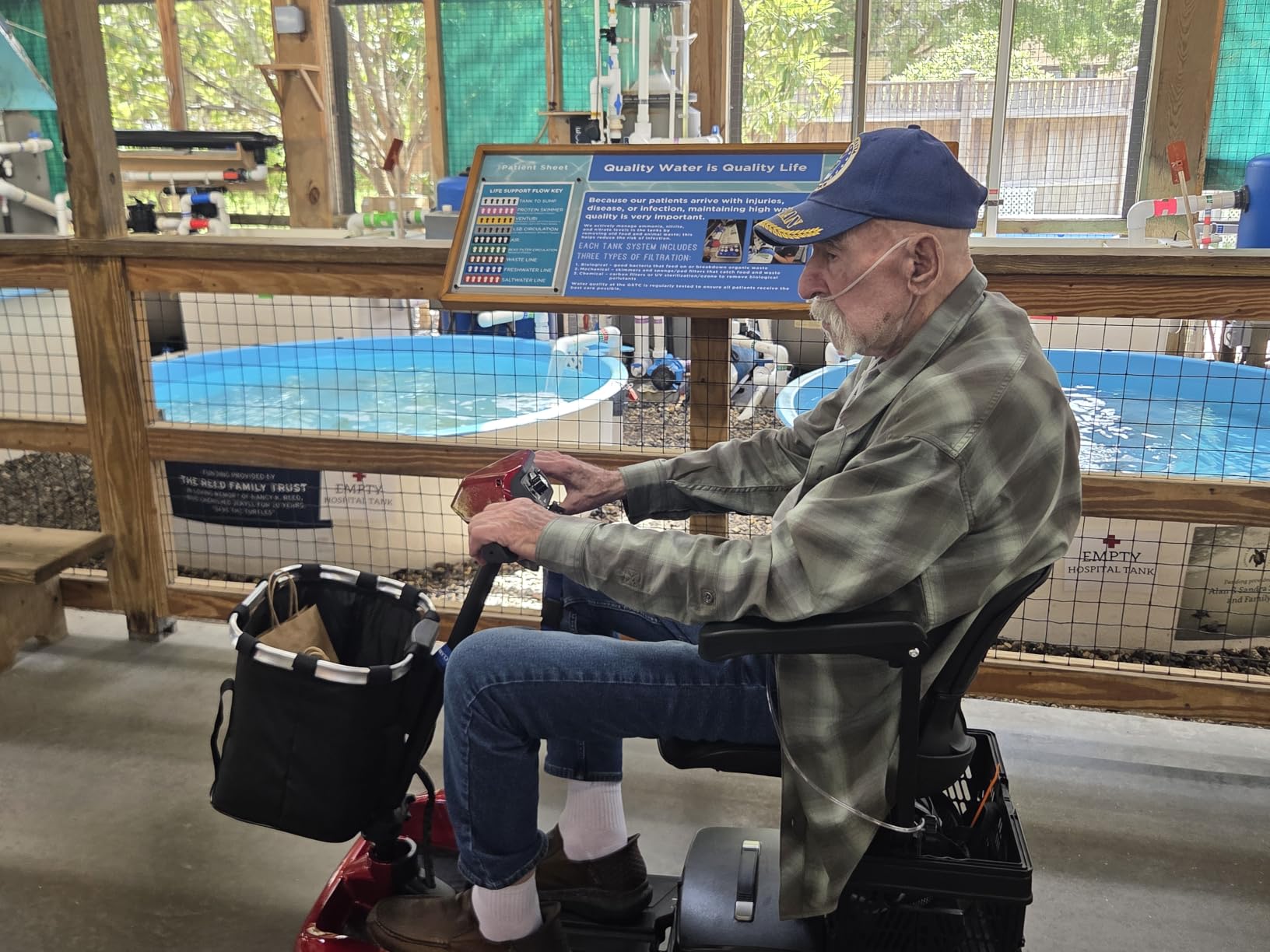 Foldable 4-Wheel Mobility Scooter for Adults – Portable Motorized Scooter with 330 lbs Capacity, Detachable Battery, Dual Baskets, Cup & Phone Holder, Blue customer photo 2