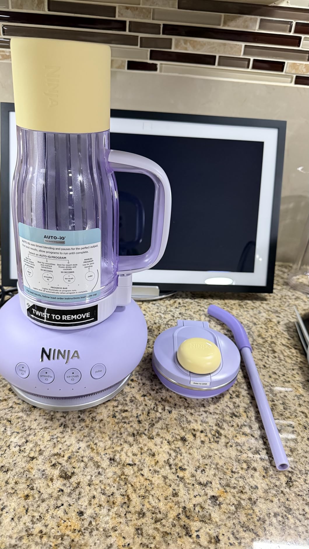 Ninja BlendBOSS Personal Blender, 26oz Tumbler, 1200PW, Cyberspace, DB351CY customer photo 1