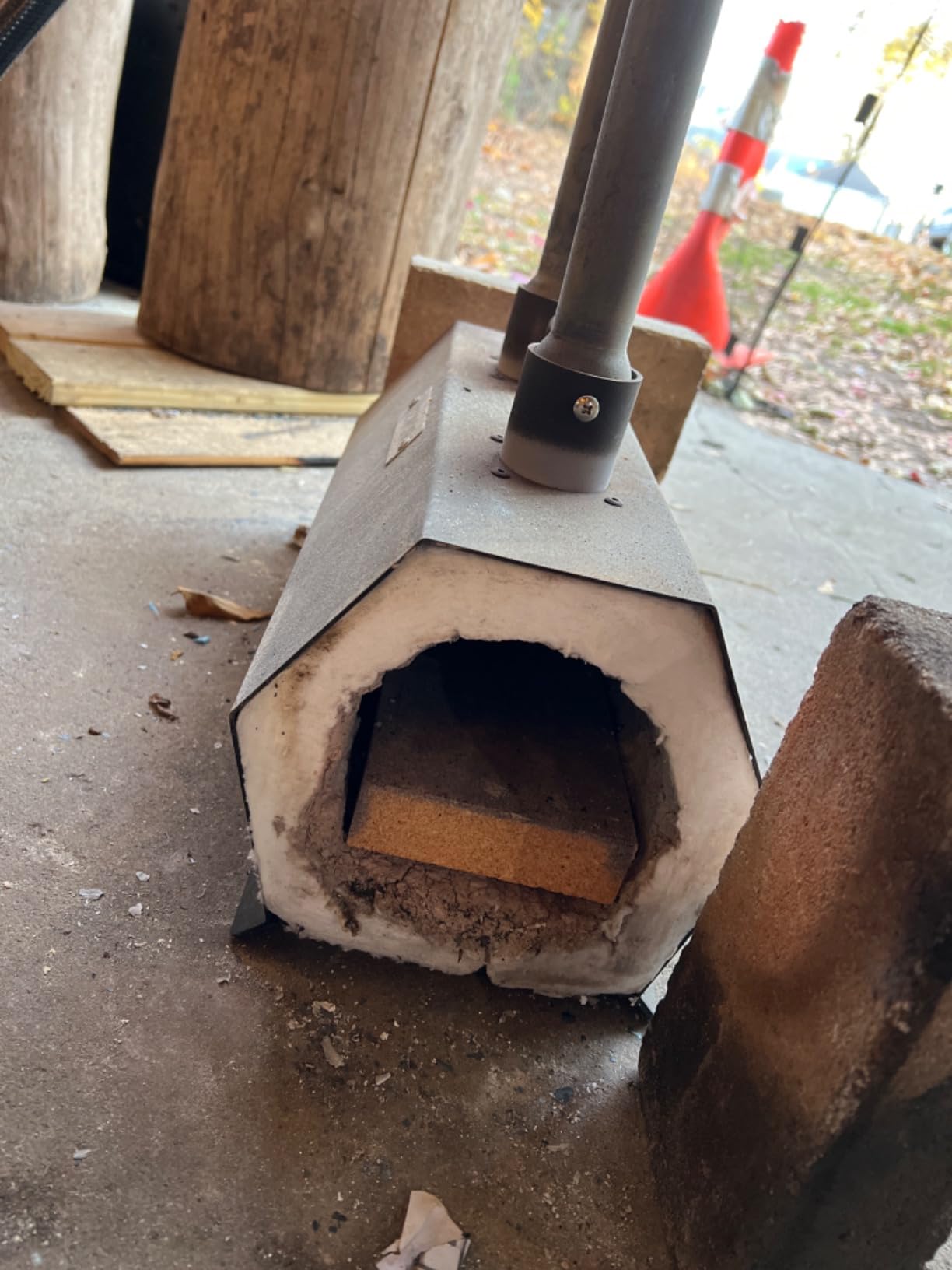 VEVOR Portable Propane Forge, 3 Burners, 2600°F Tool and Knife Making Blacksmithing Farrier Forge, Large Capacity Hexagon, Cold-Rolled Steel Gas Forging Tools and Equipment customer photo 2