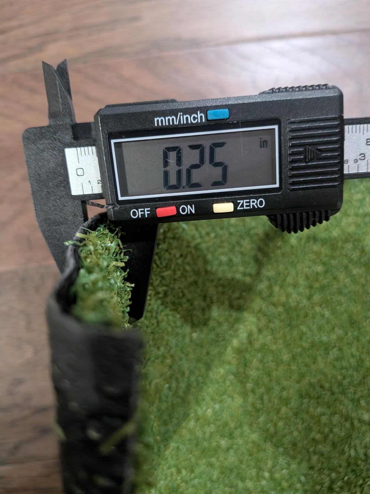 Golf Putting Green Artificial Grass Turf, 3FT x 10FT Indoor Outdoor Golf Training Mat with Realistic Synthetic Fake Turf, Multi-Sport Use for Baseball, Football, Gym customer photo 1