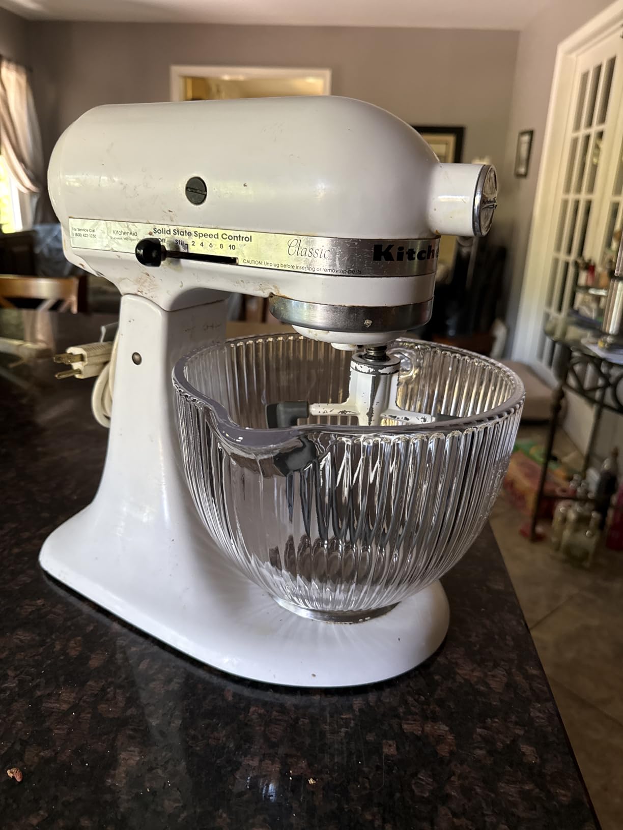 HOZODO Glass Mixer Bowl for KitchenAid 4.5 & 5-Qt Tilt-Head Stand Mixers, 5-Qt Mixing Bowl for Kitchen Aid with Measurement Markings and Handle customer photo 1