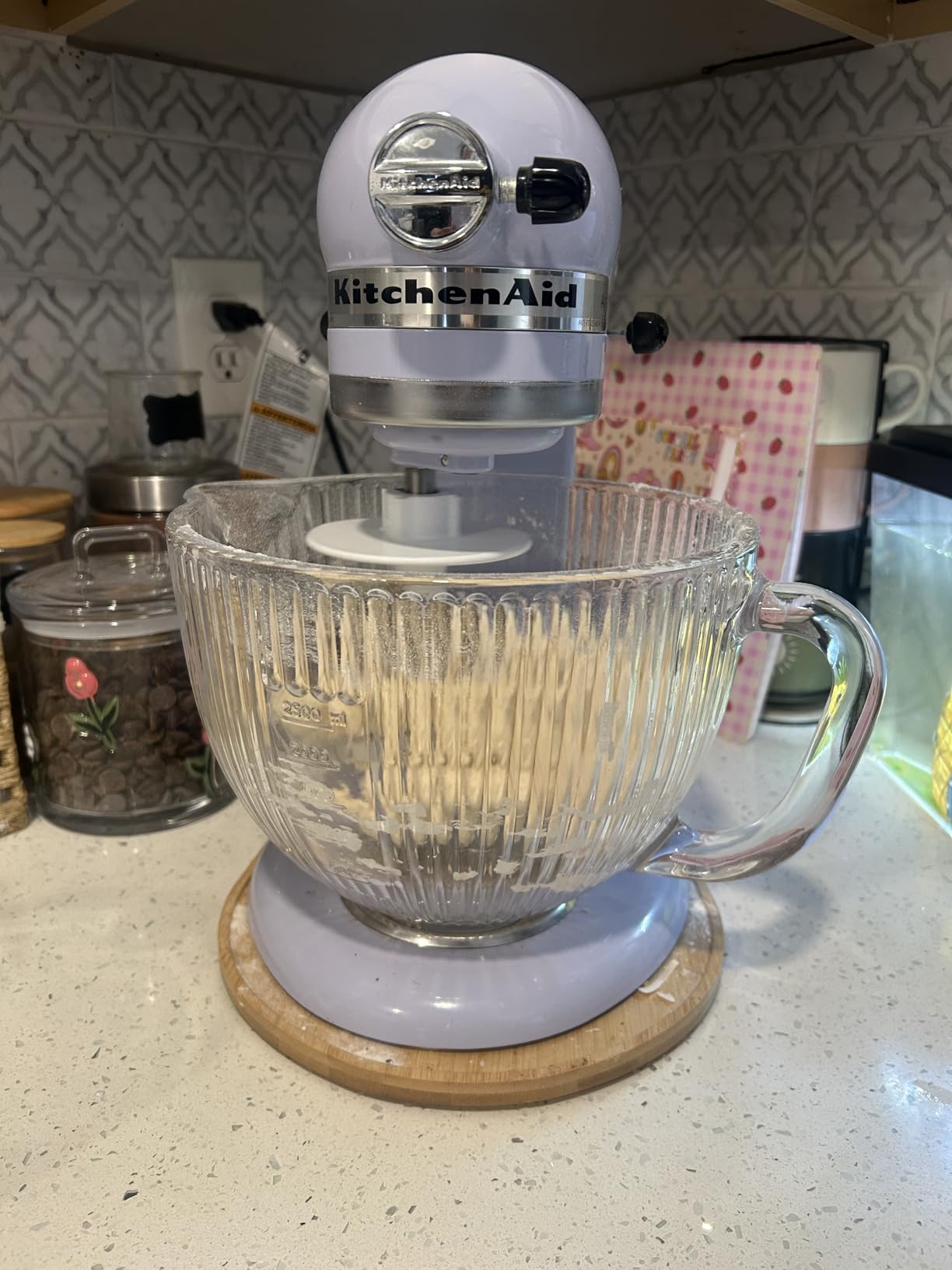 HOZODO Glass Mixer Bowl for KitchenAid 4.5 & 5-Qt Tilt-Head Stand Mixers, 5-Qt Mixing Bowl for Kitchen Aid with Measurement Markings and Handle customer photo 2