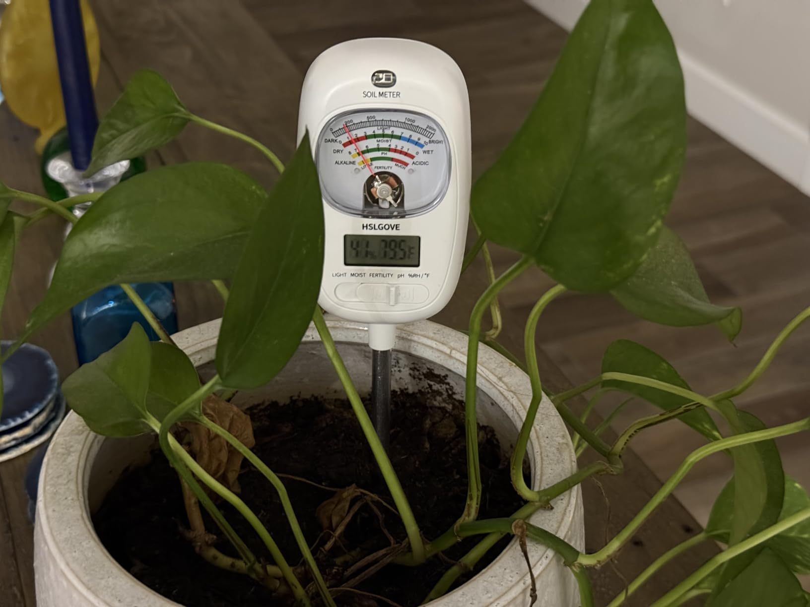 HSLGOVE Soil Test Kit, 7-in-One Soil Moisture Meter/Soil PH Meter/Fertility, Dual Screen Soil Tester w/Digital Soil Temp/Air Temp&Humidity for Plants Gardening,Lawn,Farm Indoor&Outdoor-Lvory White customer photo 1