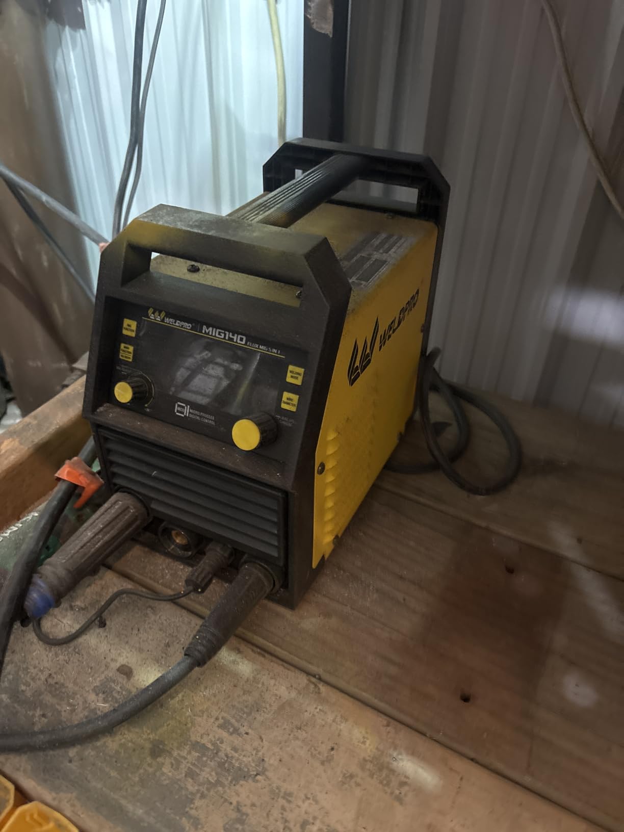 WELDPRO 140A MIG Welder 110/220V, 2026 Newest 5-in-1 Flux Core Welder, Synergic/Thickness Gasless MIG/Lift TIG/MMA/Spot Welding Machine, IGBT Inverter Welder with Large LED Digital Display, 2T/4T customer photo 1