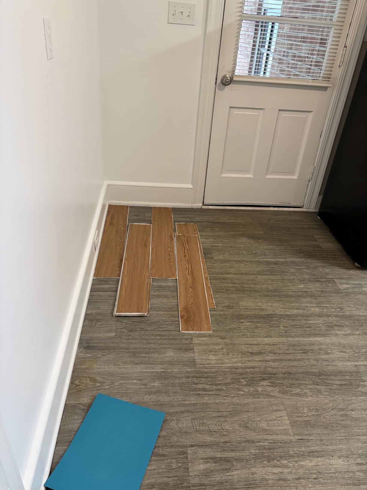 INMOZATA 36 Pack Peel and Stick Floor Tile Waterproof Vinyl Plank Flooring customer photo 1