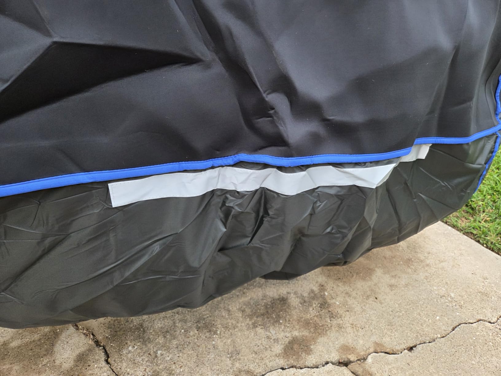 JOYTUTUS Hail Protector Car Cover for SUV (192-201 inch), Thick 5mm EVA Padded Anti-Hail Cover, Waterproof All Weather Hail Protection Car Cover customer photo 2