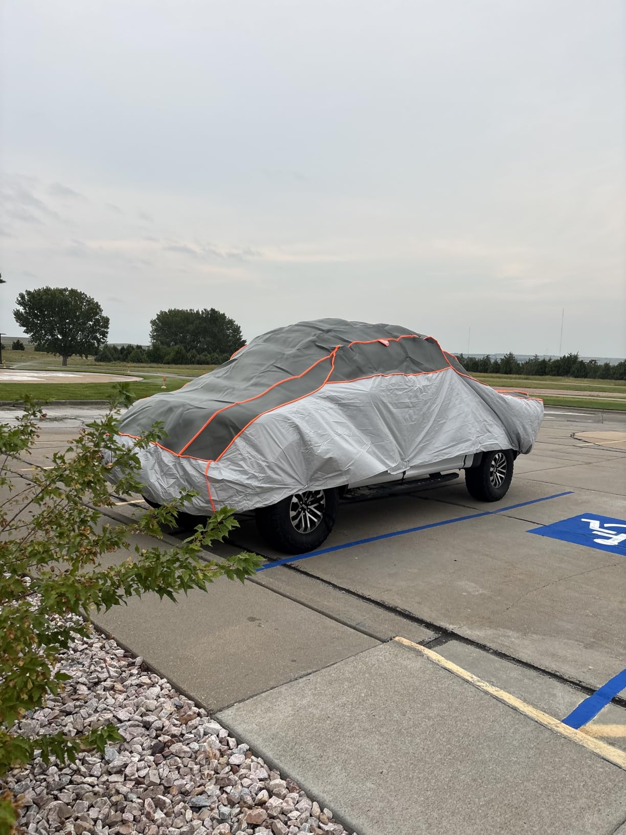 Specialized Hail Protector Car Cover for SUV Length Up to 191 Inch customer photo 1