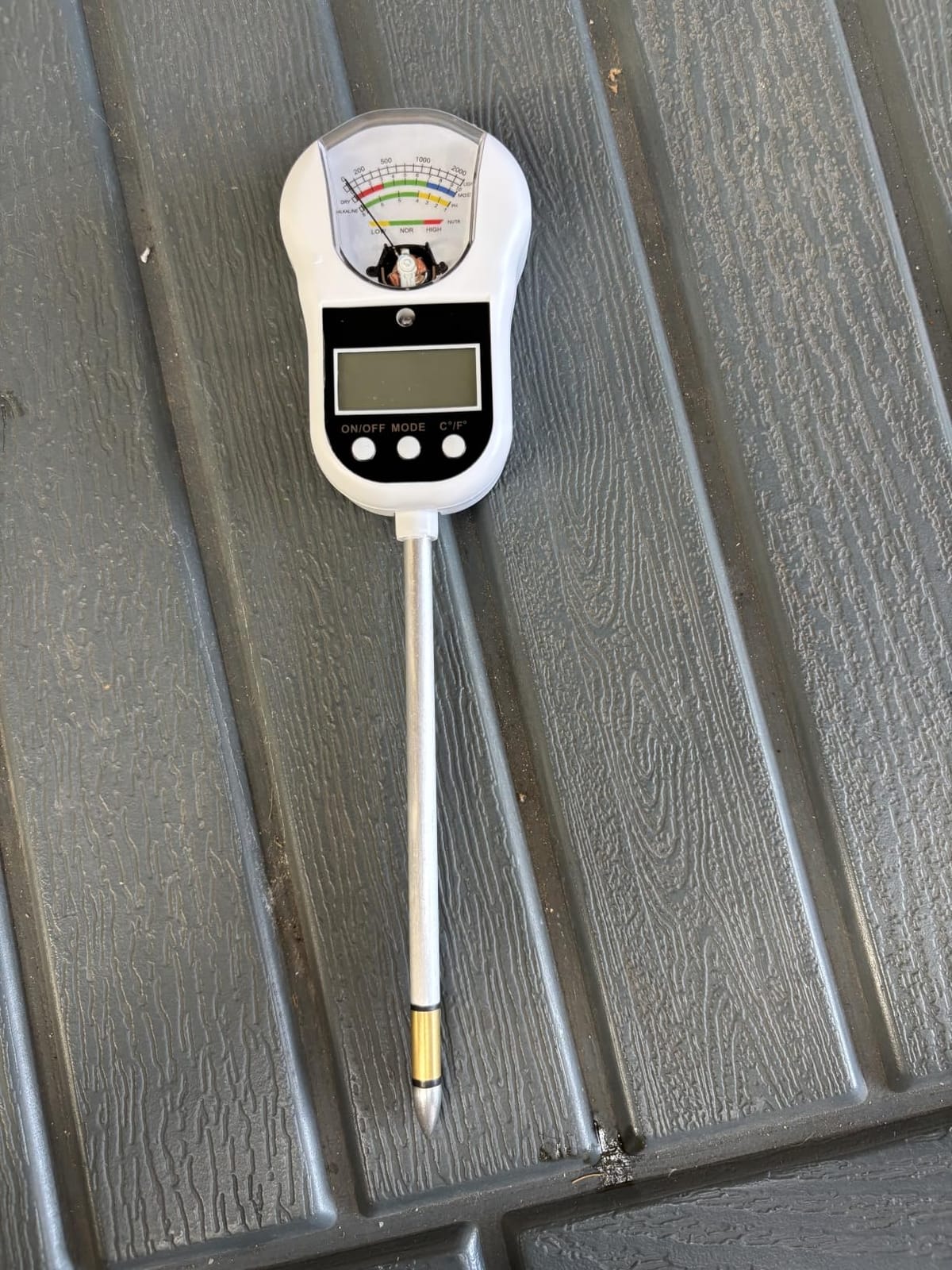 7-in-1 Soil Test Kit, Soil Moisture Meter/pH Meter/Light Intensity/Fertility/Air & Soil Hygrometer Temperature with Large Dual Display for Garden,Lawn, Farm, Indoor Outdoor Plants-Warm White customer photo 2
