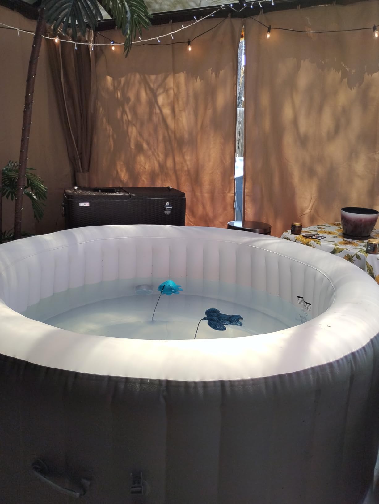 DoCred Inflatable Hot Tub with Bubble Jets, 75