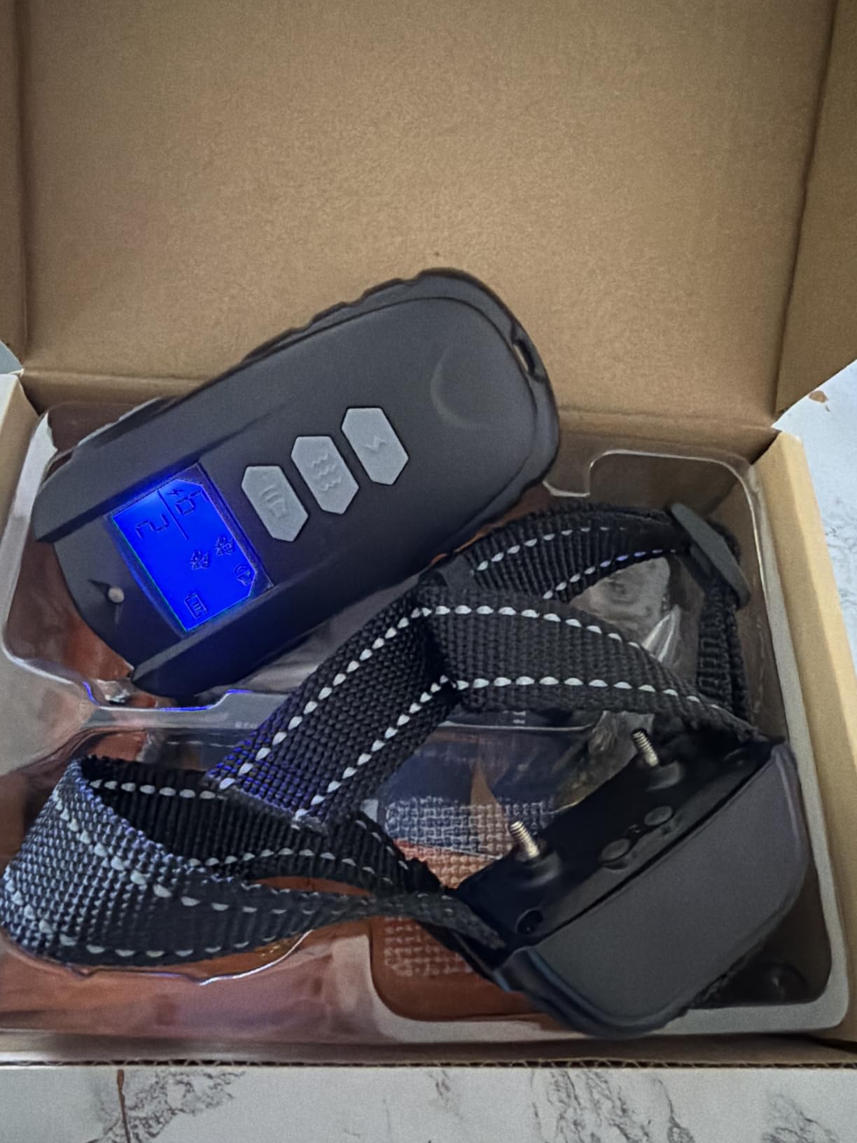 Dog Shock Collar with Remote Control - Shock Collar for Dogs 10-120 lbs, 2000FT Long Range IPX7 Waterproof Rechargeable Dog Training Collar with 4 Safe Modes Beep Vibration Shock & Flashlight Bk customer photo 1