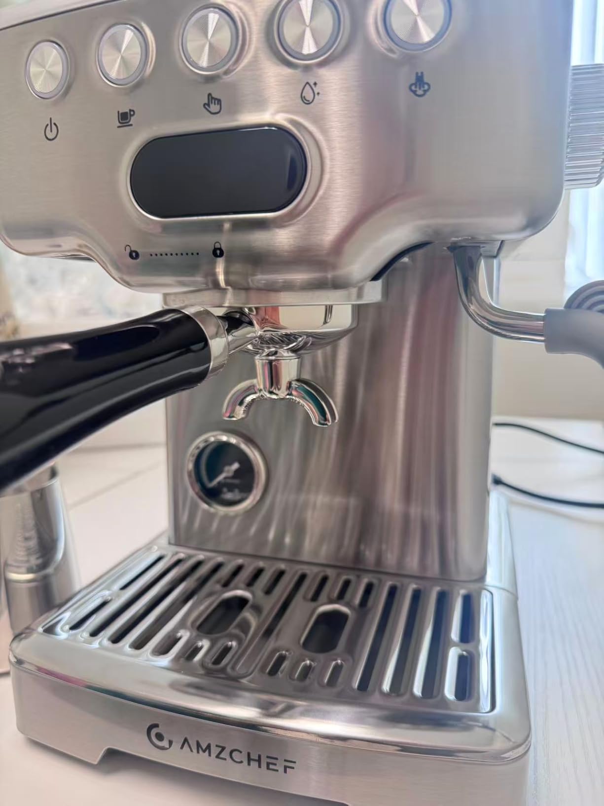 AMZCHEF Ultra Espresso Machine, 58mm Professional with PID Temperature Control for Light to Dark Roast Beans, Built-in Pressure Gauge & 10mm Steam Wand，Provides Barista-Level Lattes and Cappuccinos customer photo 1