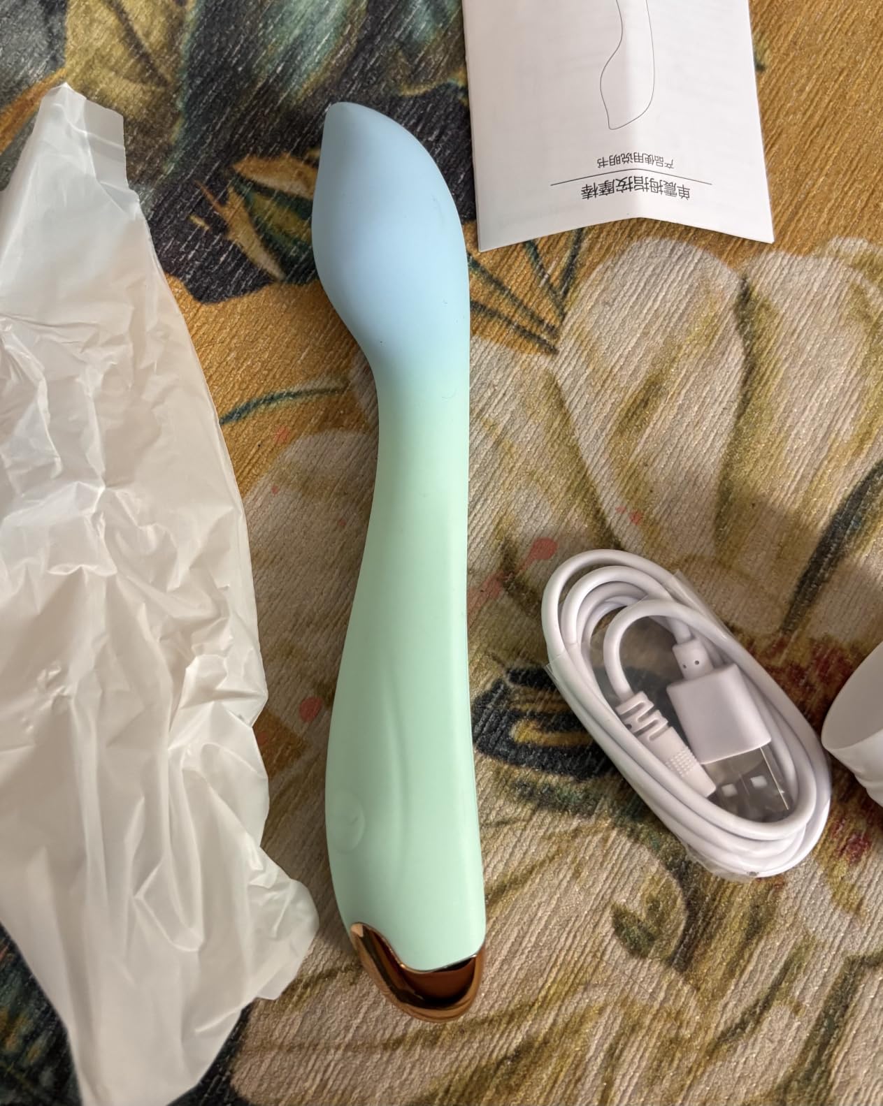 AEVEONE Handheld Electric Back Massager, Waterproof & USB Rechargeable,10 Modes Cordless Vibrating Massager or Full Body Muscle Relaxation (Purple) customer photo 2