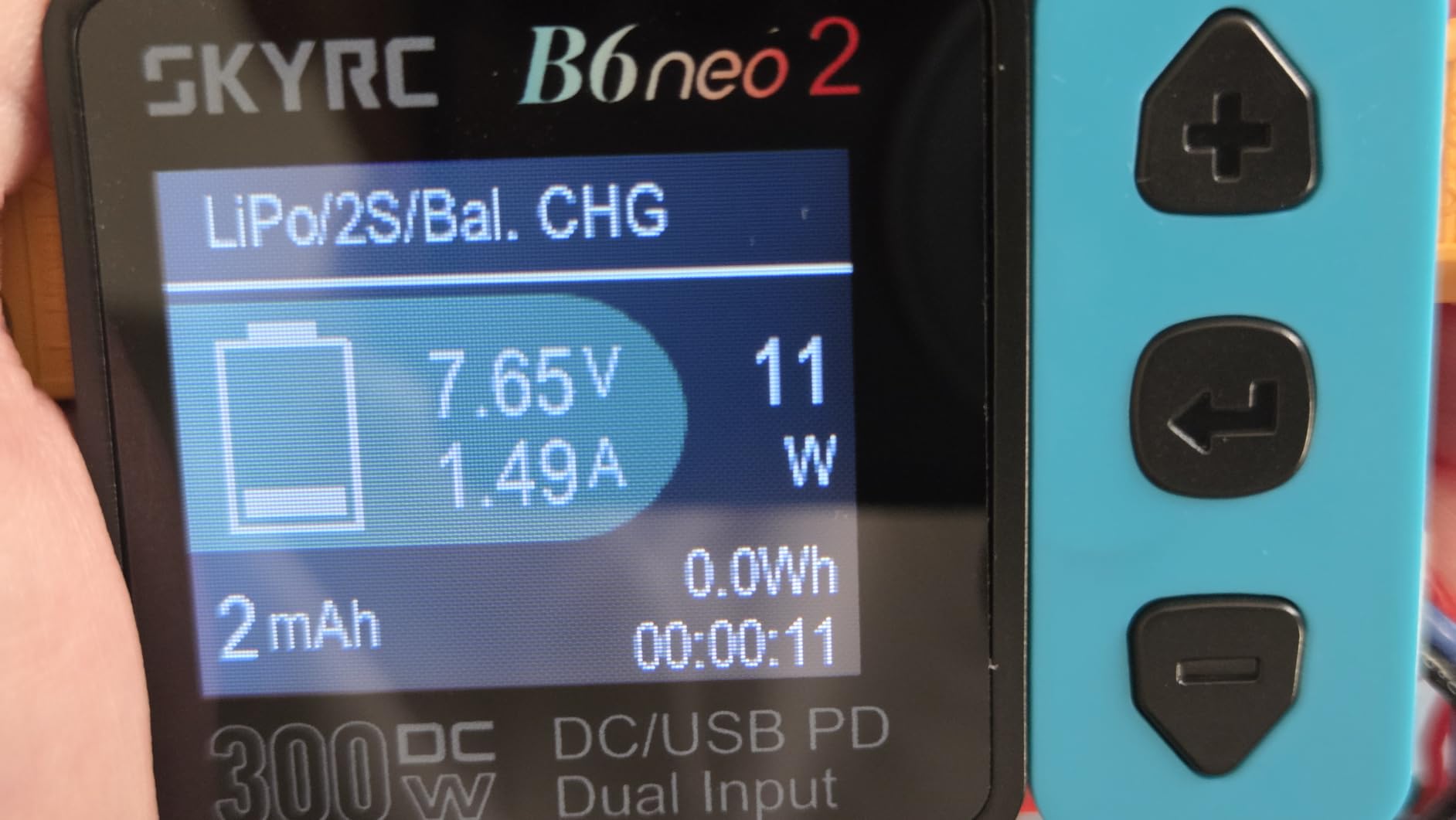 SKYRC B6 neo2 Lipo Battery Charger, Smart Balance Charger Discharge, DC 300W, PD 80W for 1S-6S Lipo Li-Ion LiHV, 1-15S NiMH NiCd, PB with 10 in 1 XT60 Adapter Connector customer photo 1