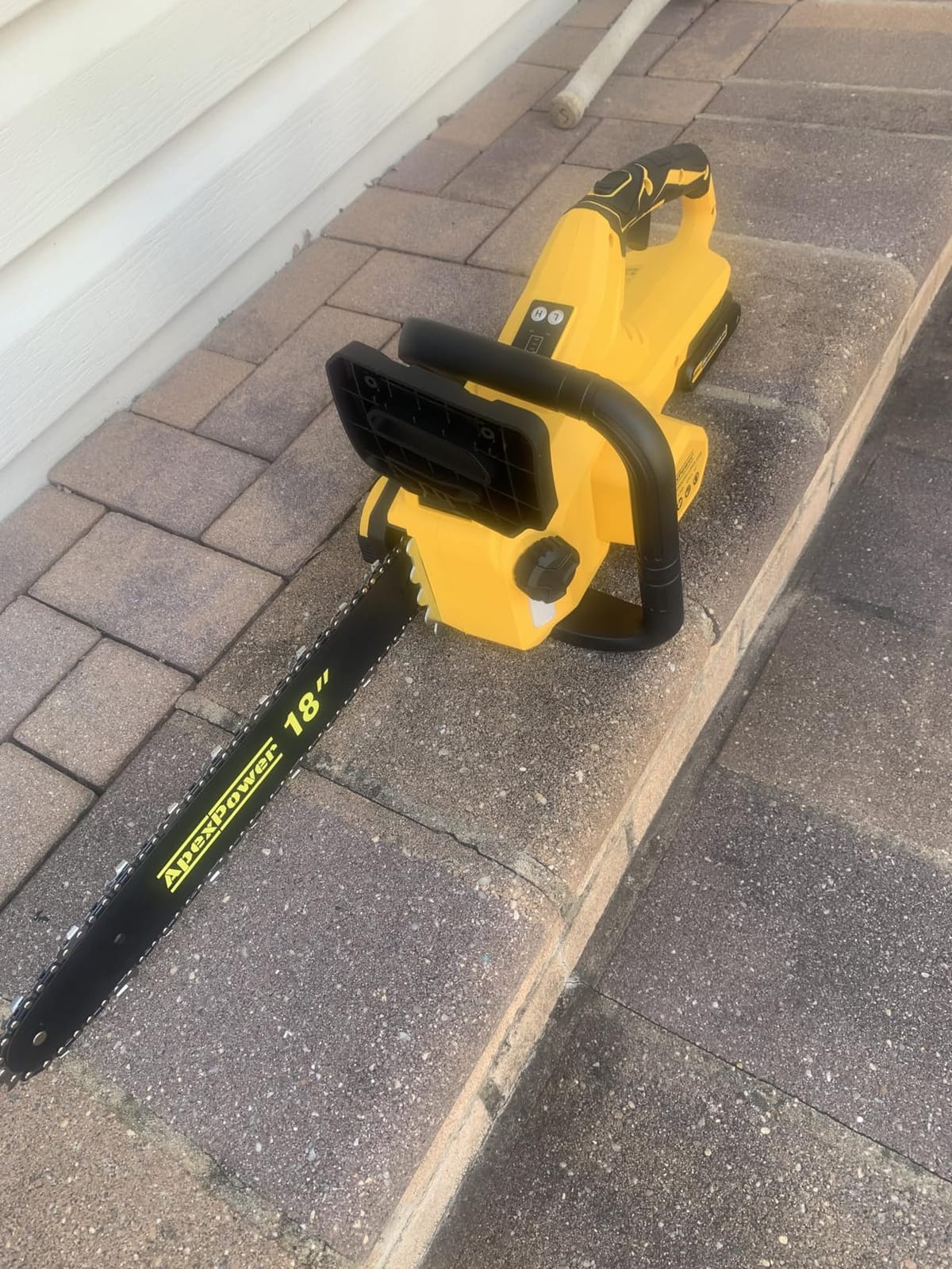 14 Inch Brushless Electric Chainsaw Cordless for Milwaukee M18 18V Battery, Power Chain Saws with Auto Oiler, Low Kickback, Chain Saw Battery Powered for Tree Trimming, Storm Clean-Up, Firewood Cutting customer photo 2
