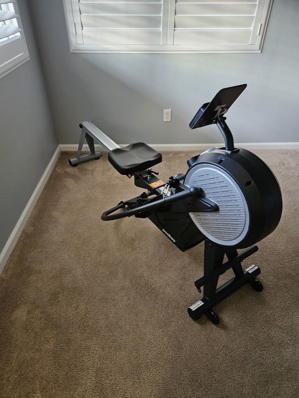pooboo Dual Scull Rowing Machine with Wind and Magnetic Resistance | Rower Machine with 400 Lb Capacity, 14 Resistance Levels, Foldable Design, Quiet Operation And App Support for Home Workouts customer photo 2