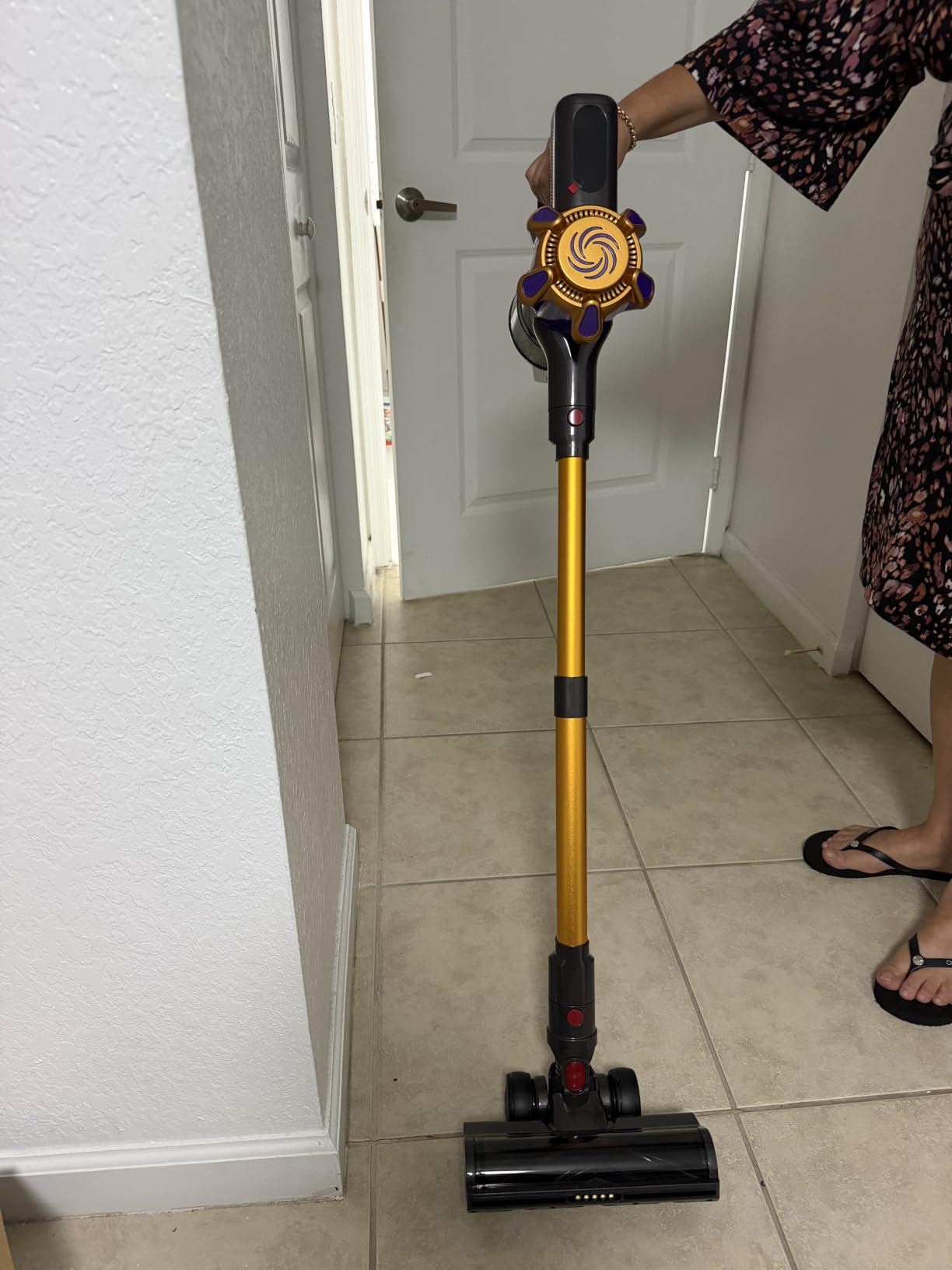 Cordless Vacuum Cleaner, 450W 50KPa 65 Mins Self-Standing Stick Vacuum, Lightweight Anti-Tangle Vacuum with 1.5L Dust Cup for Home Pet Hair Hardwood Floors Carpet customer photo 2