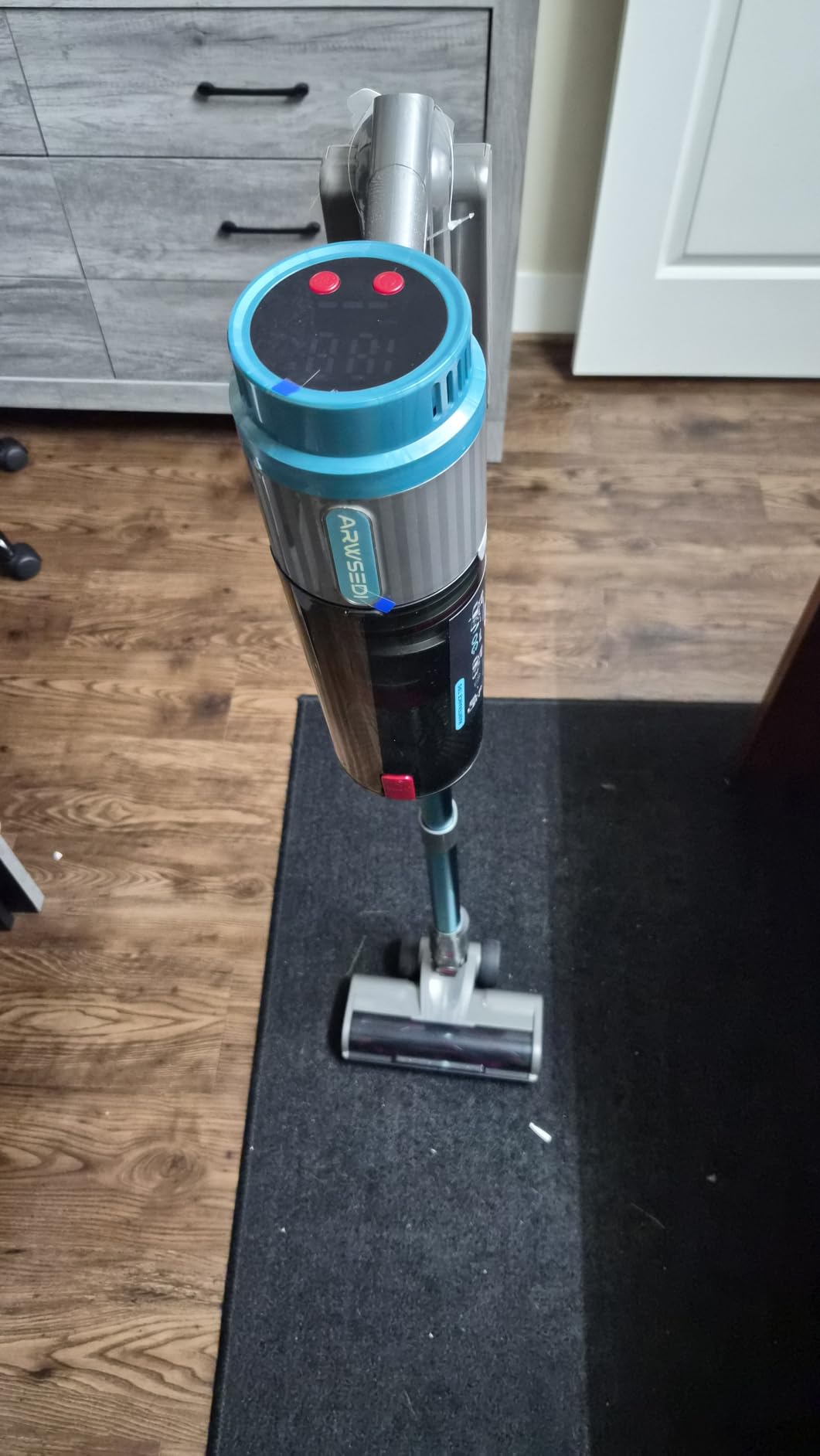 Cordless Vacuum Cleaner, 80Mins 650W/60KPA Self-Standing Vacuum Cleaners for Home, Stick Vacuum with Anti-Tangle Brush, LED Screen, Rechargeable Vacuum for Floor/Carpet/Pet Hair customer photo 2