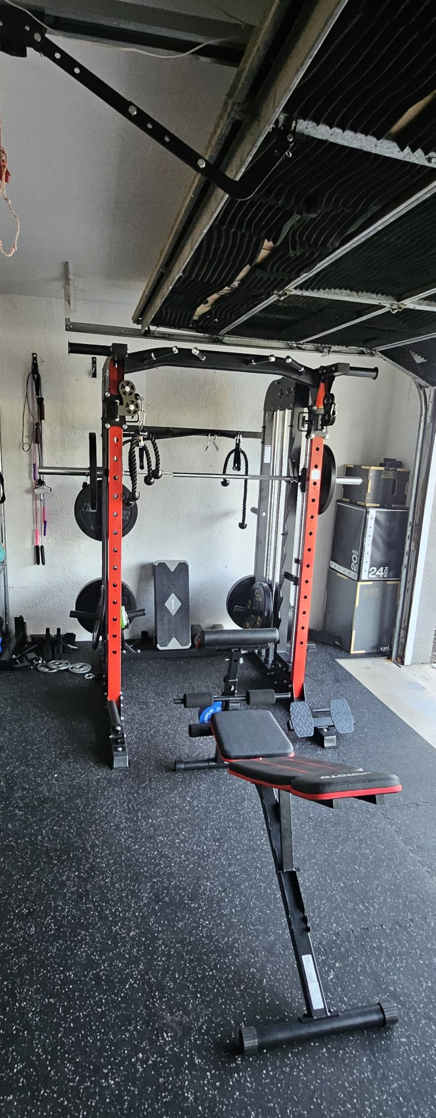 pooboo Power Cage Smith Machine with 2000LB Squat Rack Cable System | LAT Pulldown and Dual Pulley Cable Crossover with All-in-One Home Gym Machine, Adjustable Stations and Training Attachments customer photo 2