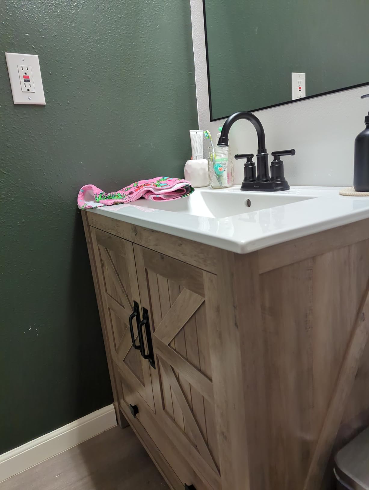 YITAHOME 36 Inch Farmhouse Bathroom Vanity with Sink customer photo 1