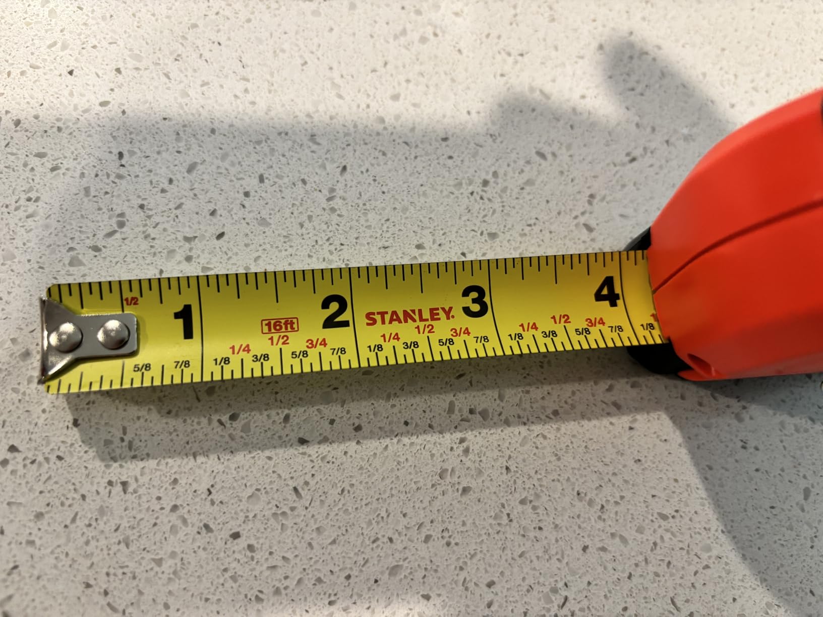 Stanley STHT33281L 25' Magnetic Tip & Fractional Read LeverLock Tape Measure customer photo 2
