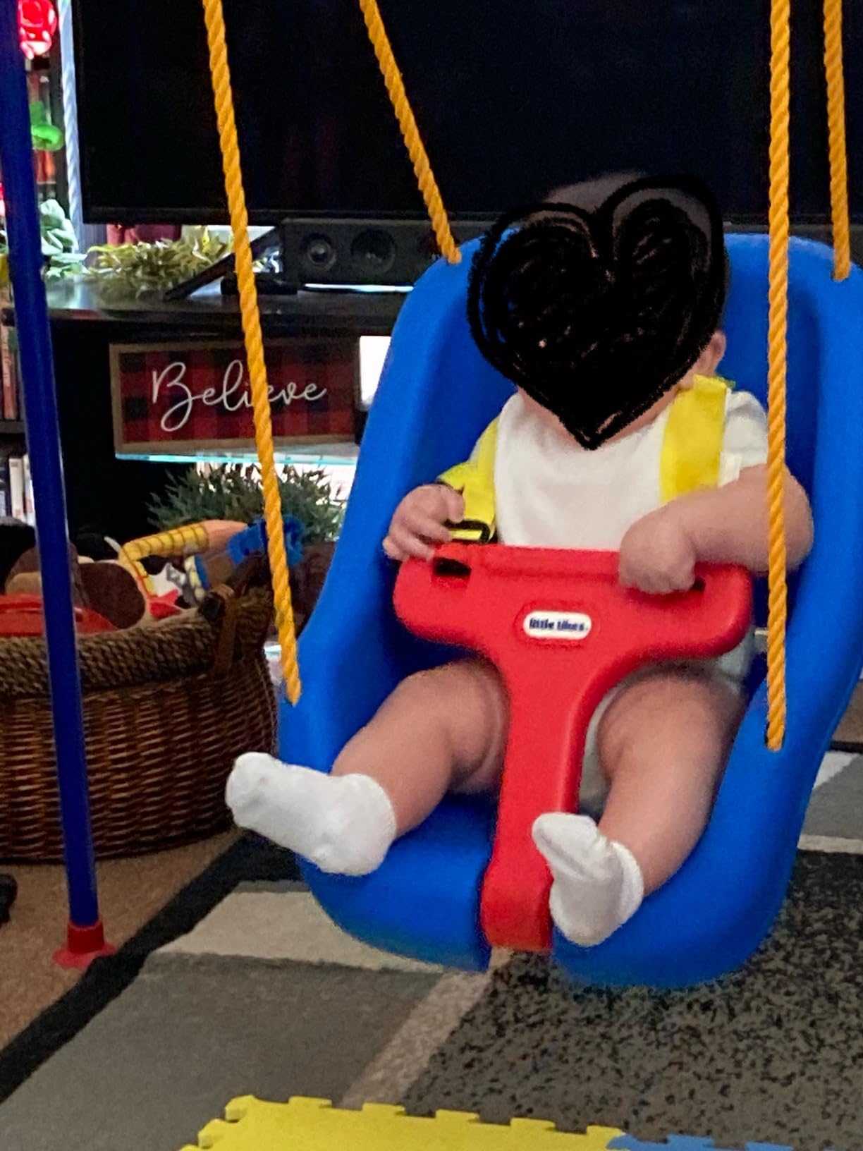 Little Tikes Snug 'n Secure Blue Swing with Adjustable Straps, 2-in-1 for Baby and Toddlers Ages 9 Months - 4 Years customer photo 1