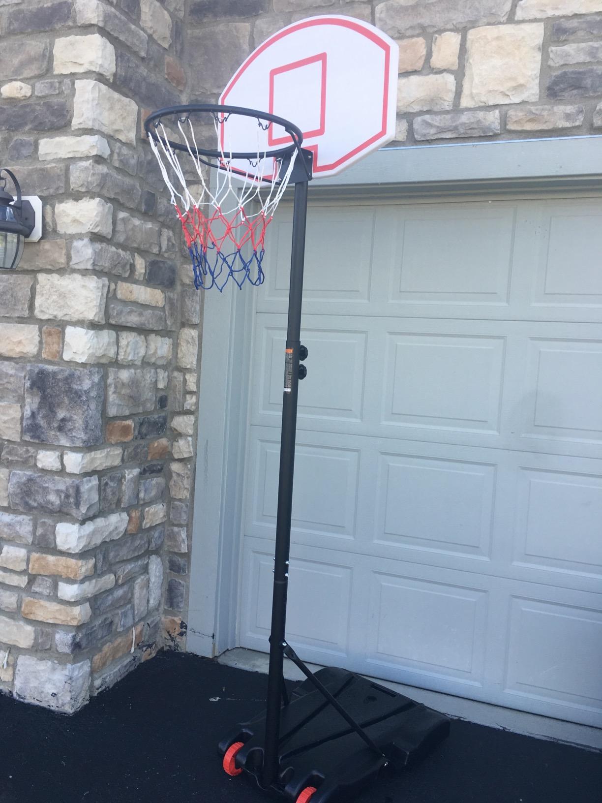 Giantex Portable Basketball Hoop with Wheels, 5.8-6.8 Ft Adjustable 28 Inch Backboard Basketball Goal, Height Adjustable Youth Junior Kids Basketball Hoop for Outdoor Indoor Driveway Garage customer photo 2