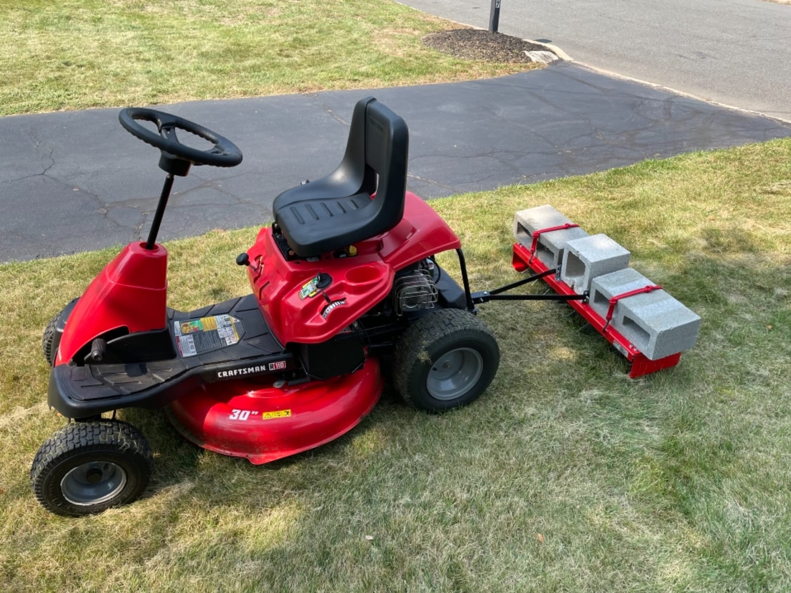 CRAFTSMAN (CMXGZBF7124336), 36-Inch Tow Spike Tow Behind Spike Aerator for Aerating Lawns; 9 Galvanized Steel Disks, 90lbs Capacity Weight Tray for Better Aeration, Universal Hitch, Red customer photo 2