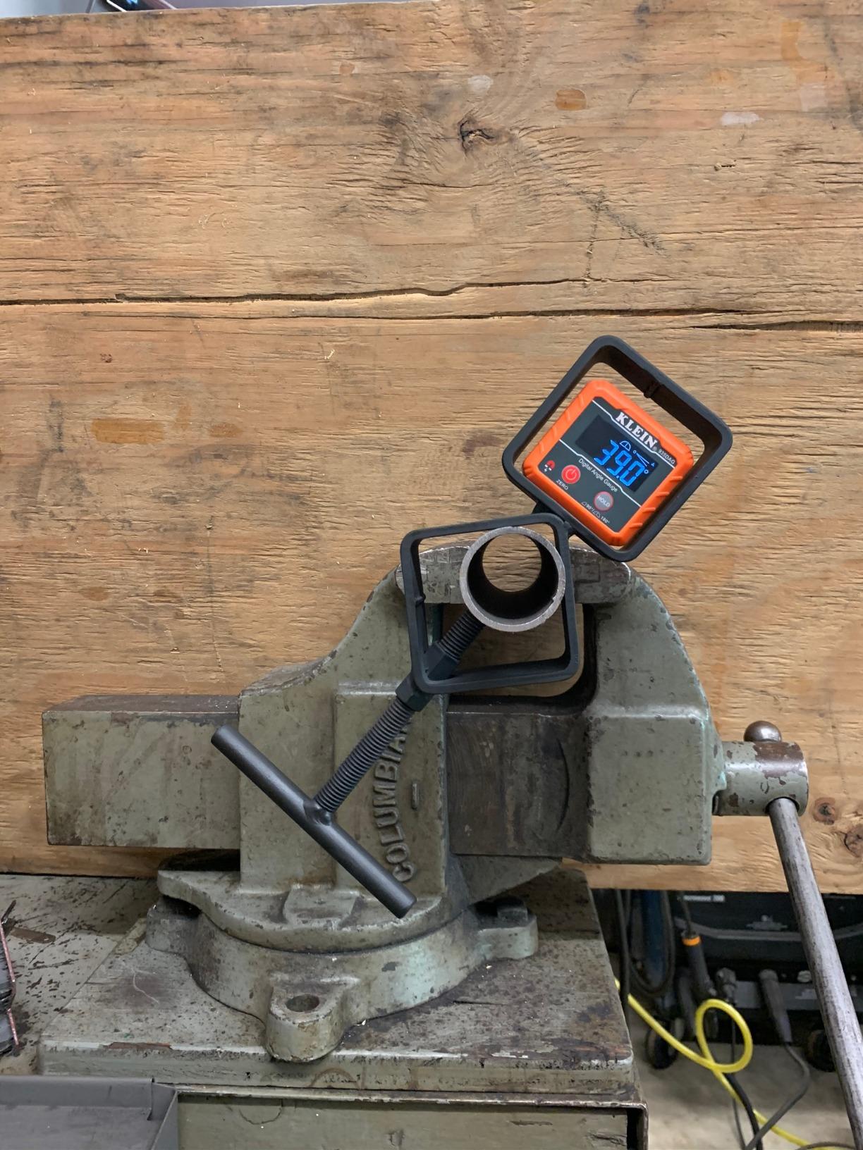 Klein Tools 935DAG Digital Electronic Level and Angle Gauge customer photo 1