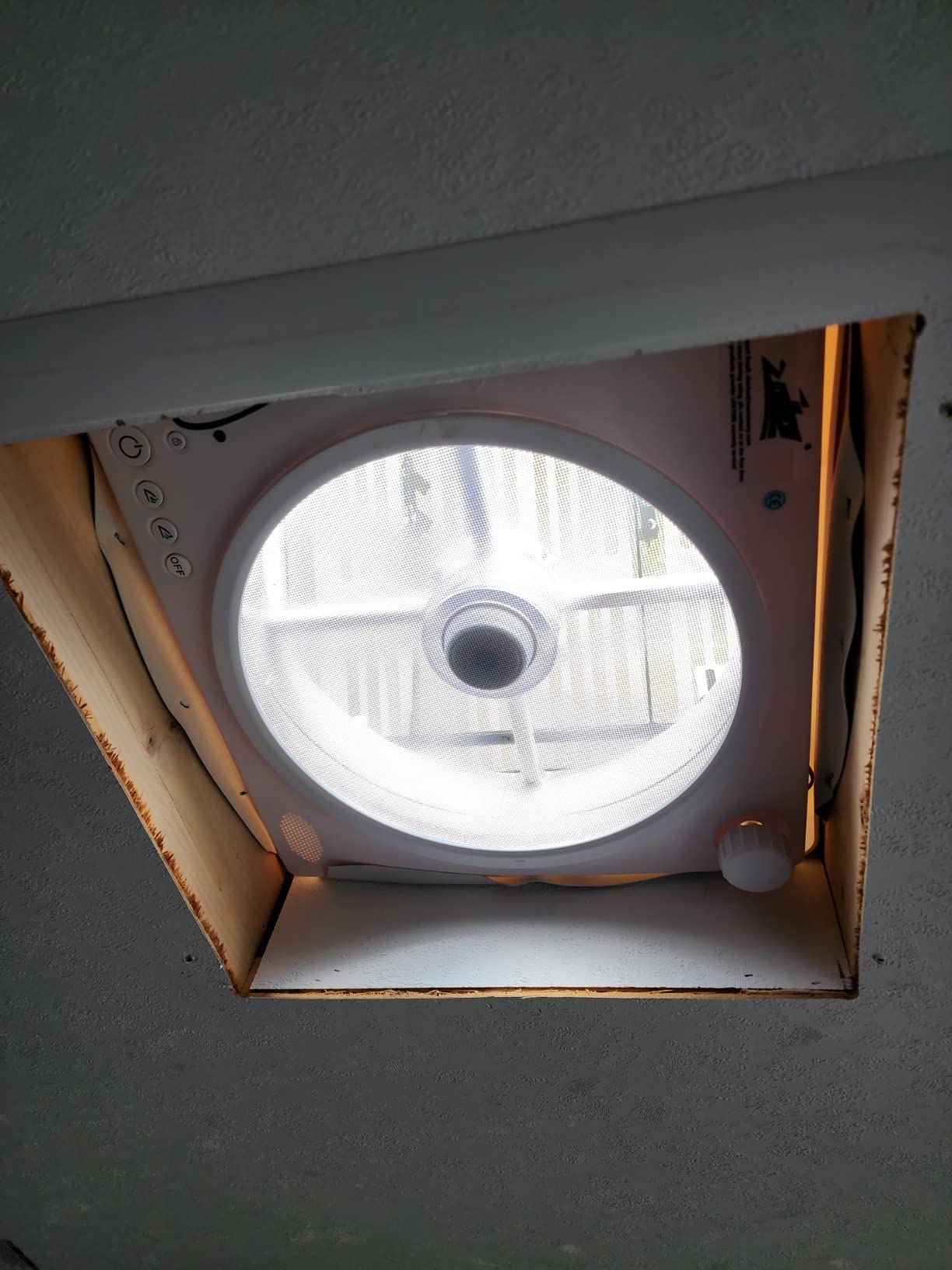 RV Roof Vent Fan 14x14 with 4 Color LED Ambiance Light, Reversible Airflow, Ultra-Quiet 12V (24V Max) Vent Fan with Remote & Rain Sensor customer photo 1