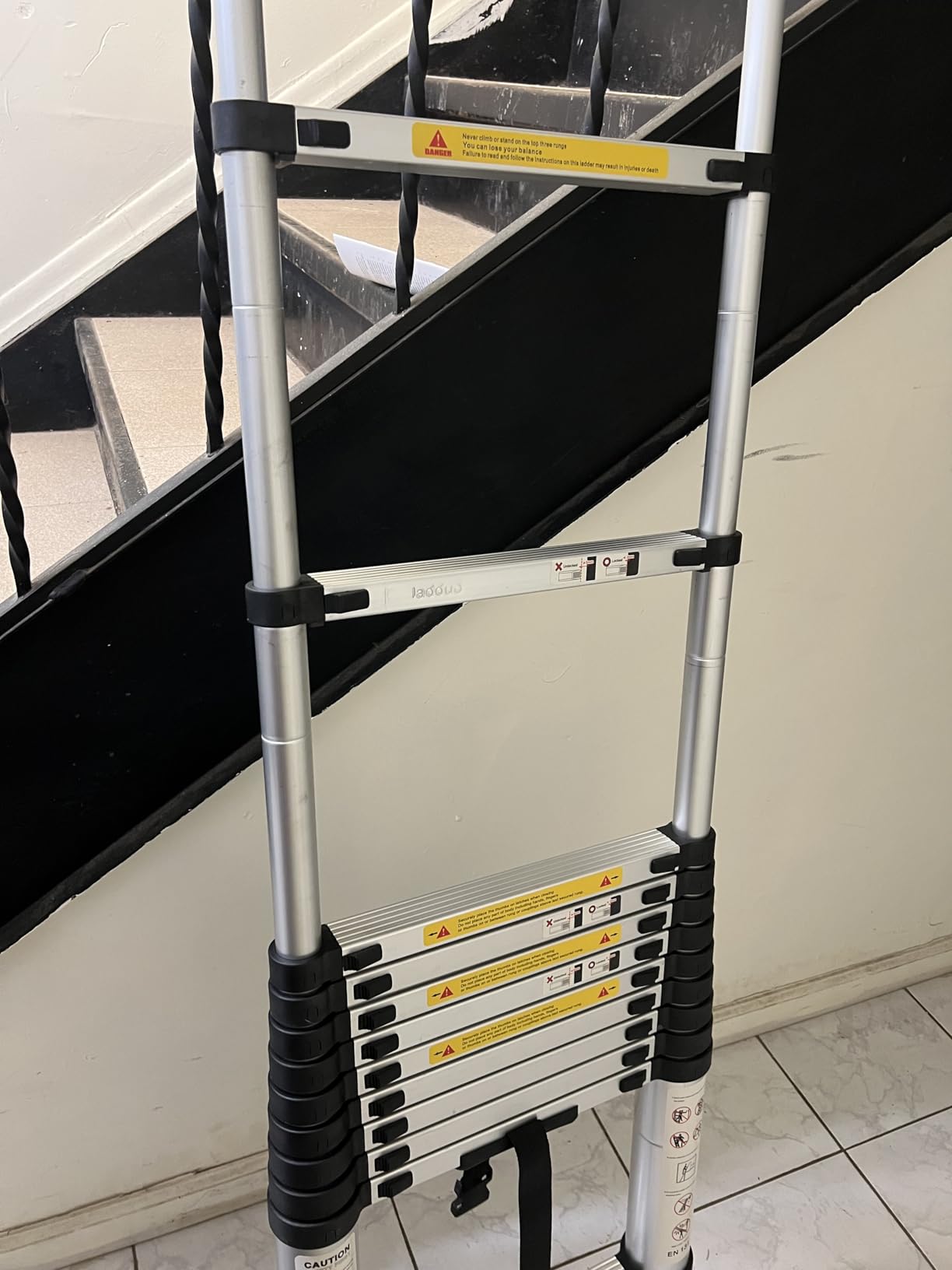 JADDUO Telescoping Ladder, 16.5 FT, Rectangular, Heavy Duty, Silver customer photo 2