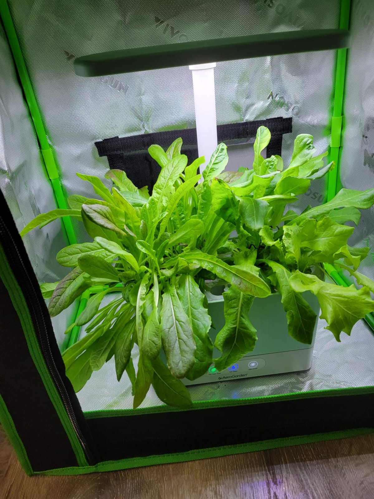 VIVOSUN Small Grow Tent for Aerogarden 20