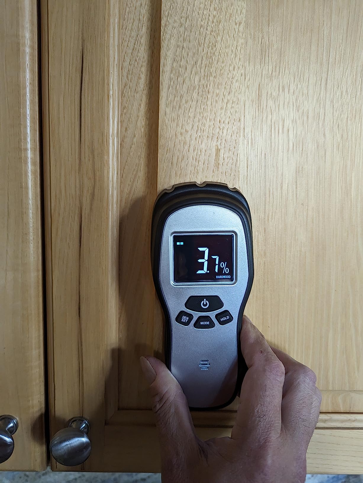 Pinless Moisture Meter, Digital Wood Moisture Meter for Lumber & Drywall customer photo 1