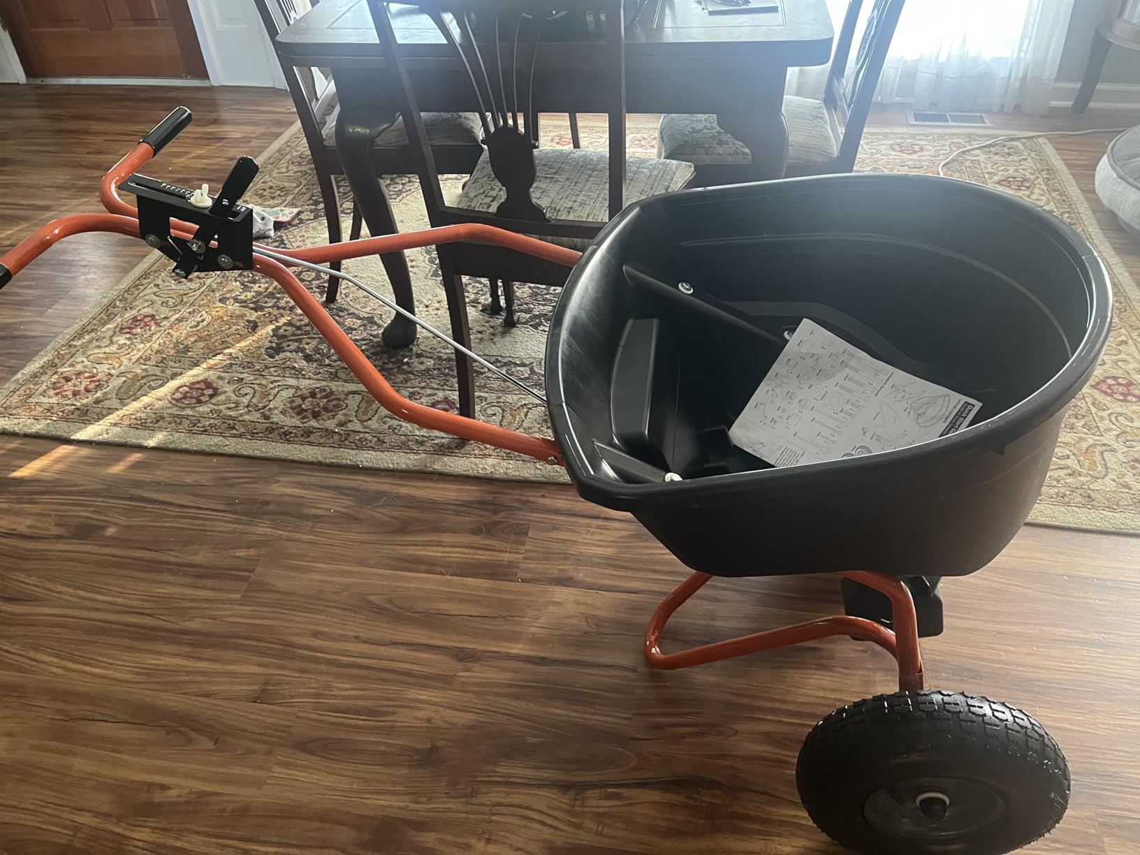 Agri-Fab 45-0614 130 lb. Push Lawn & Garden Broadcast Spreader for Seed,Fertilizer,Salt,Ice Melt; Walk Behind with Easy to use Flow Control Lever customer photo 2