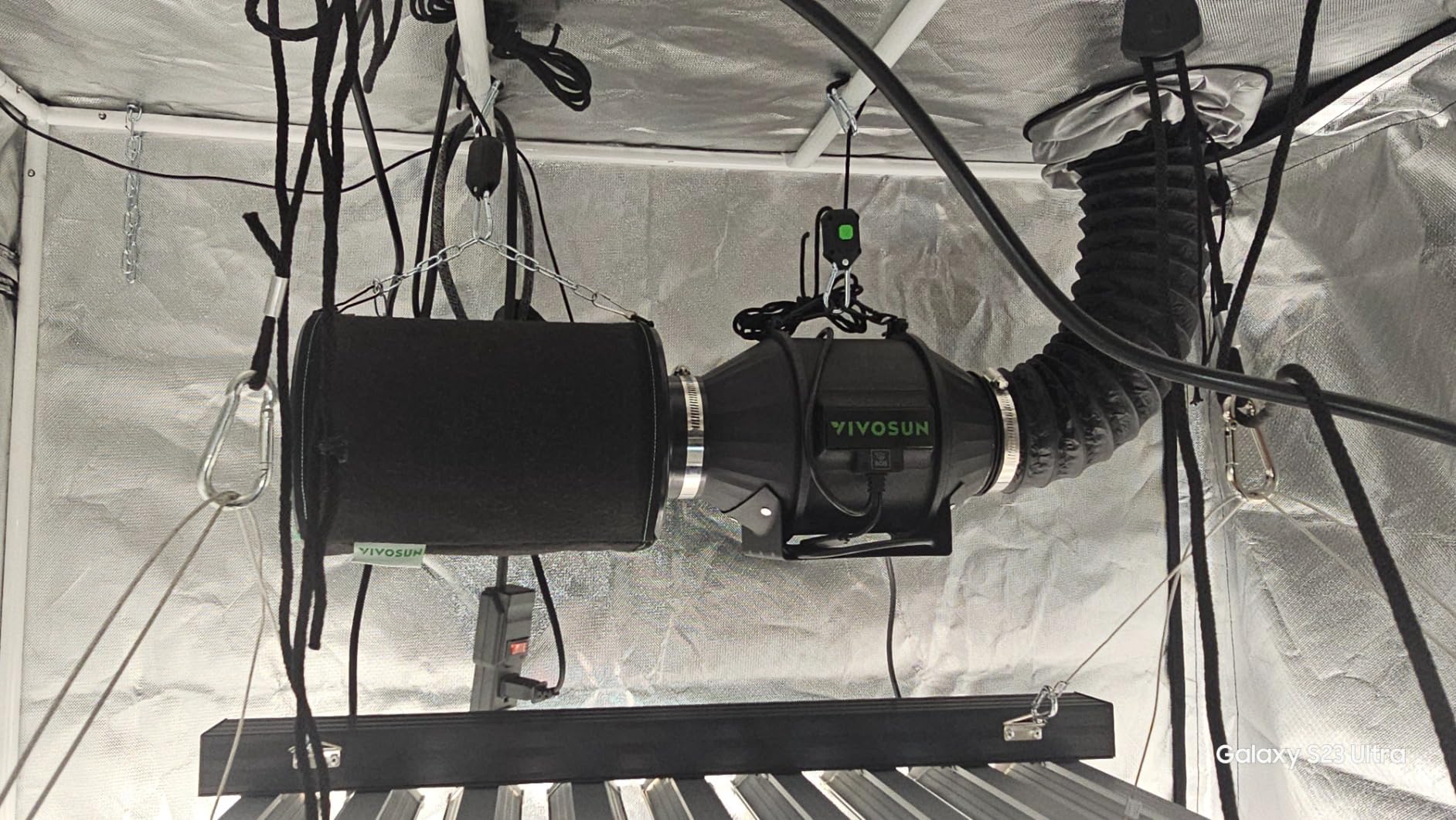 VIVOSUN G4 Air Filtration Kit, Inline Fan, Controller, Carbon Filter, Duct customer photo 1