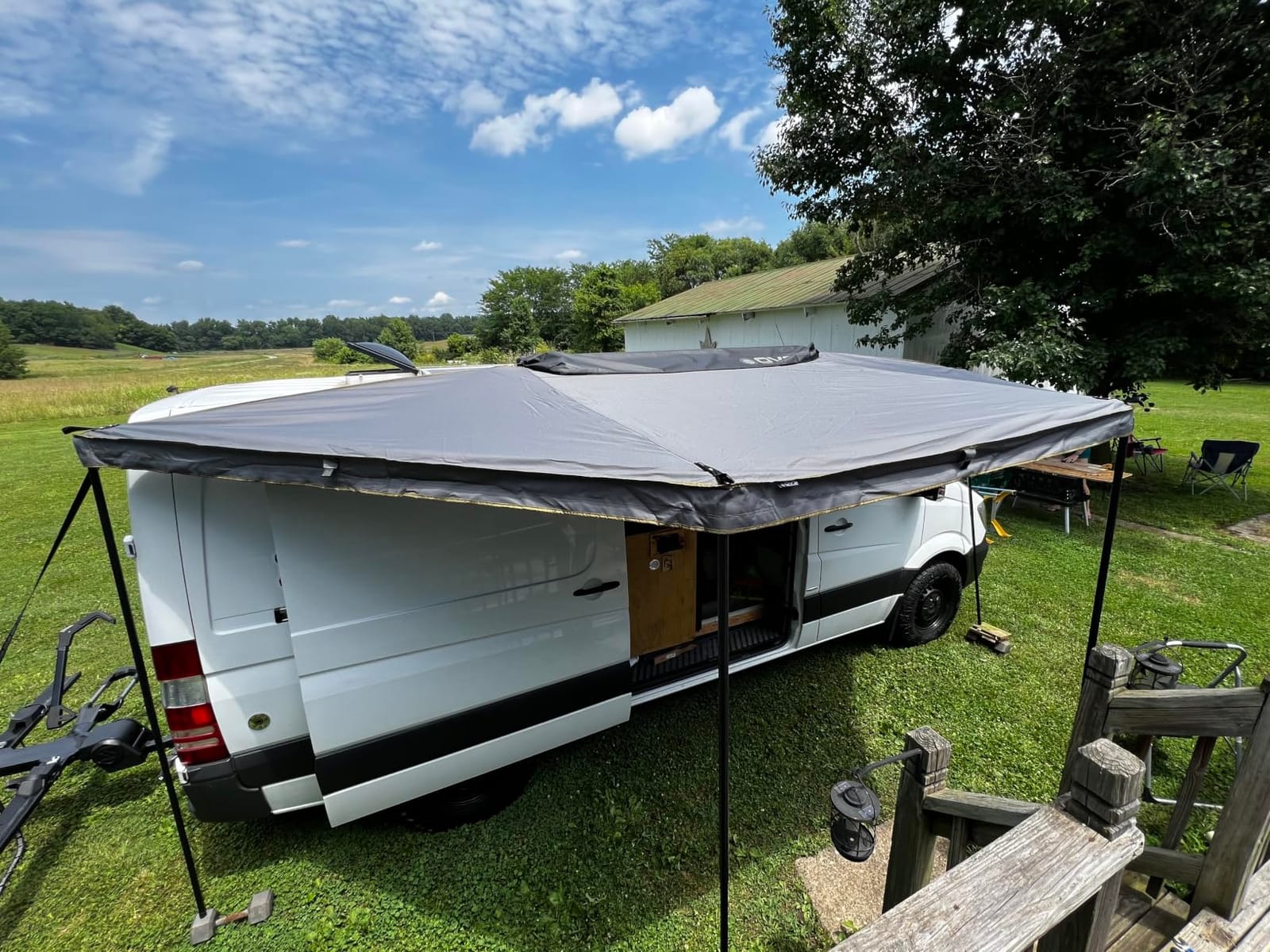 Overland Vehicle Systems 19609917 HD Nomadic 180 LTE Awning Universal | 59 Sq Ft of Coverage | Dark Gray Fabric with Black Travel Cover Included | Twist and Lock Technology | Heat-Sealed Seams customer photo 2