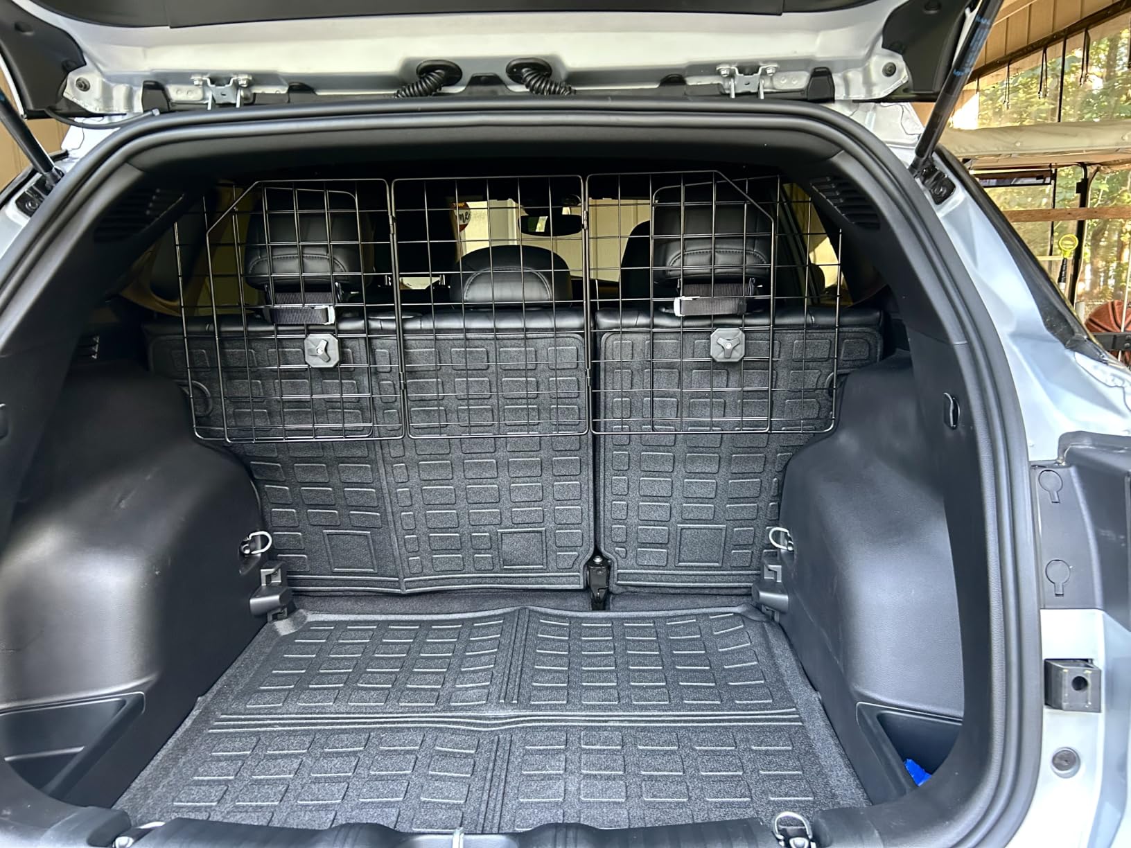 rabbitgoo Dog Car Barrier for SUV, Heavy-Duty Steel Wire Pet Gate, Foldable customer photo 2
