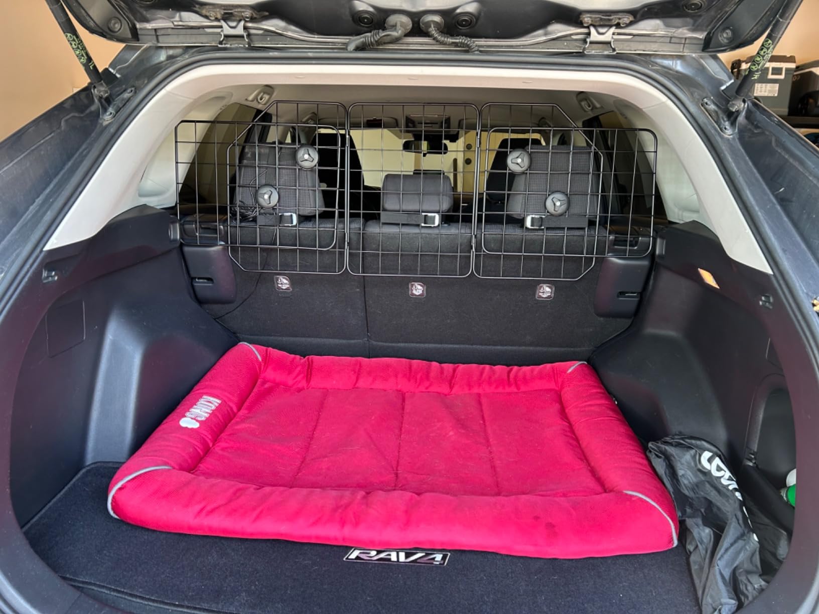 Universal Fit Car Barrier,Adjustable Dog Barrier,Back Seat Separator Gate customer photo 2