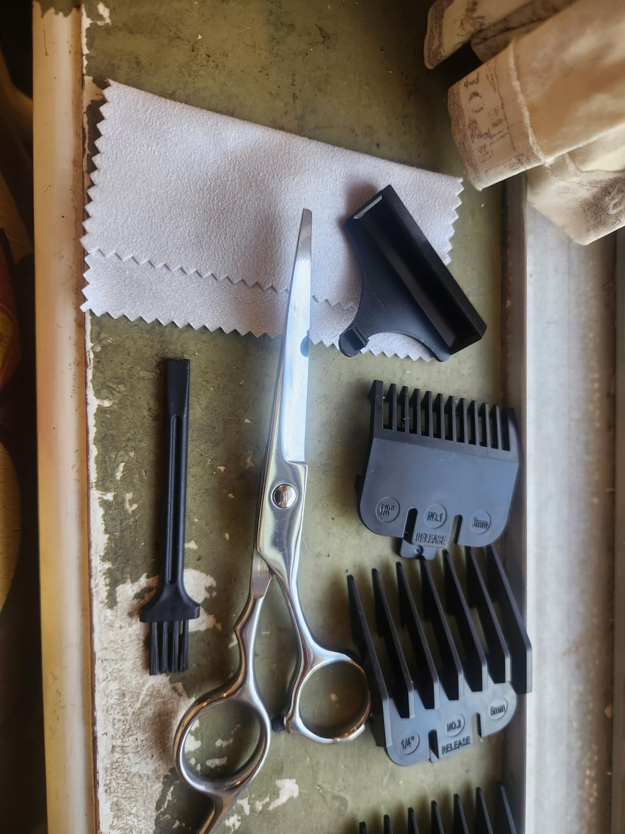 Quiet Dog Grooming Kit - 2000mAh Dog Clippers for Heavy Thick Hair Coats, Waterproof Rechargeable Cordless Clippers, Safe and Easy to Clean Pet Grooming customer photo 2
