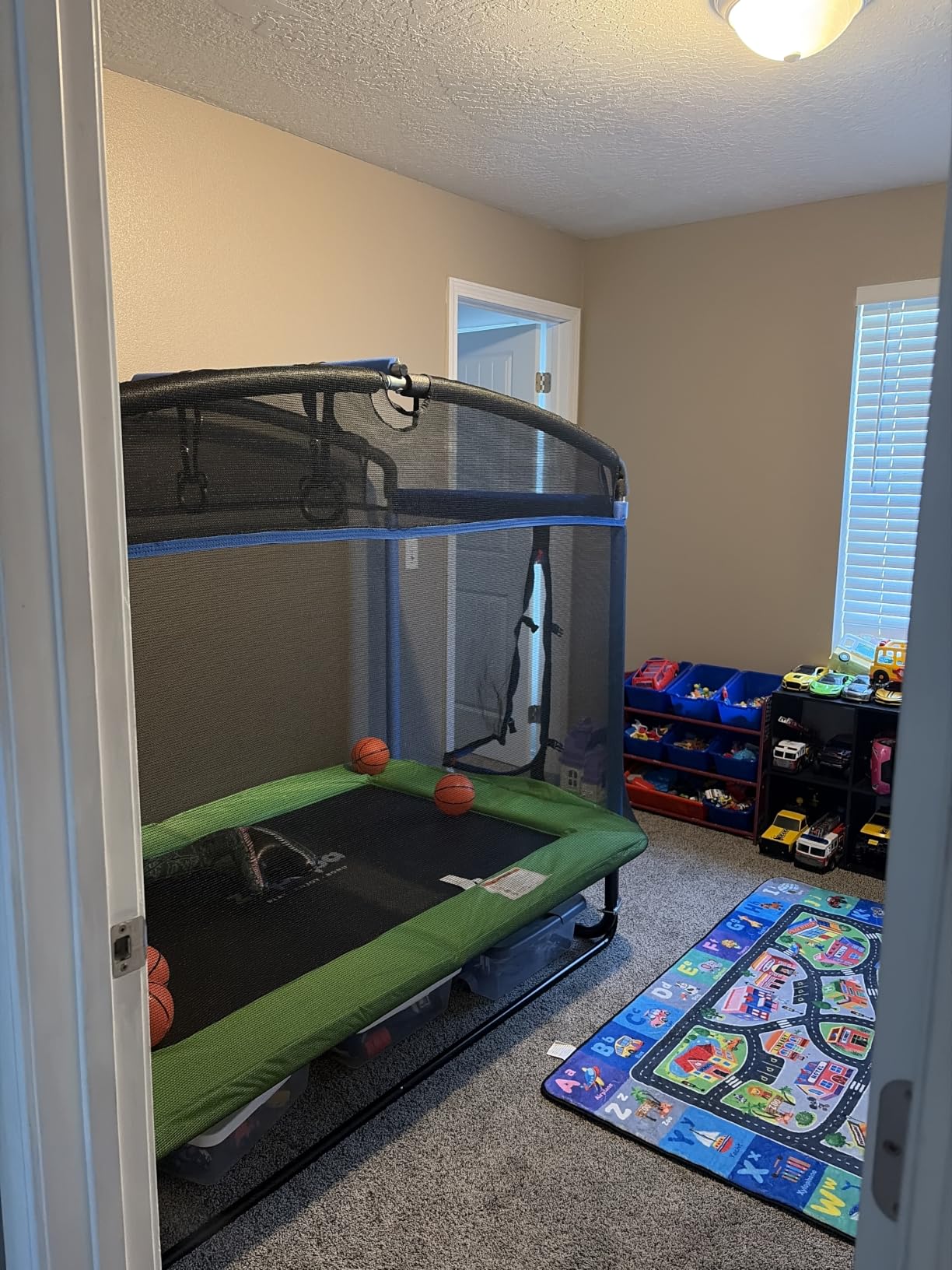 Zupapa Rectangle Kids Trampoline 6FT with Basketball Hoop, and Safety Net - Indoor/Outdoor Heavy-Duty Square Trampoline for Toddlers Ages 3-6, 220LBS Capacity customer photo 2