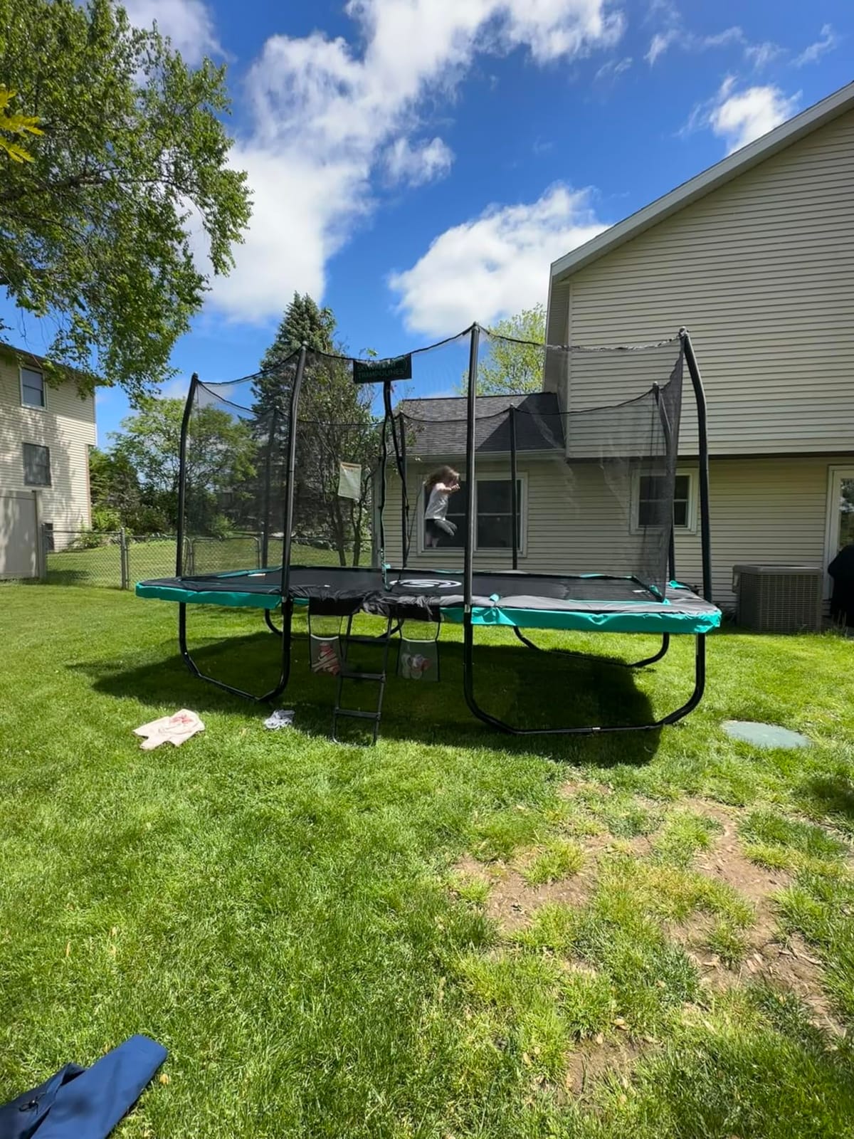 Skywalker Signature Series Trampoline with Enclosure customer photo 2