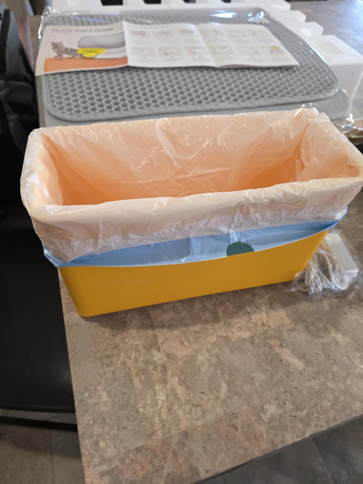 Meowant Self-Cleaning Cat Litter Box, 106L Large Capacity for Multiple Cats customer photo 2