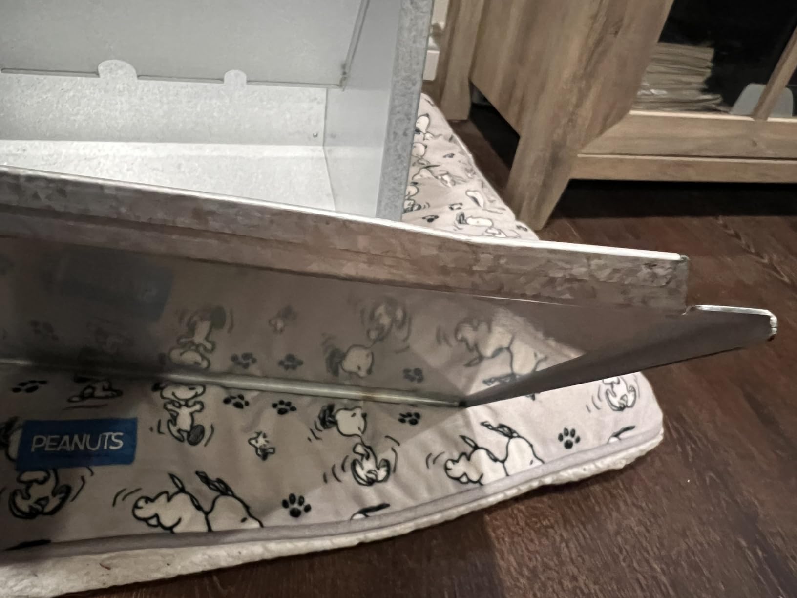 GADFISH 60 lbs Large Automatic Dog Feeder, Outdoor Heavy Duty Pet Feeder for Large Breed Dogs, with Viewing Window and Lockable Door customer photo 2
